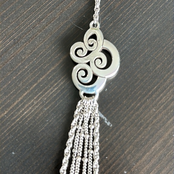 Brighton Necklace - Picture 13 of 14